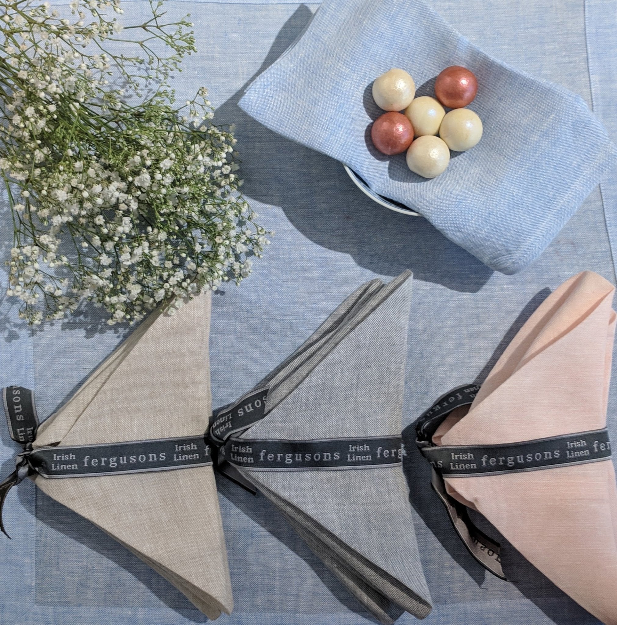 Strawbridge Clothier Mauve Cloth Napkins, Set of 16 Strawbridge Clothier Mauve Cloth Napkins, Set of 16