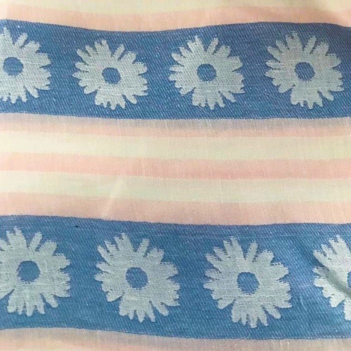 Large Daisy Tea Towels - Ferguson's Irish Linen